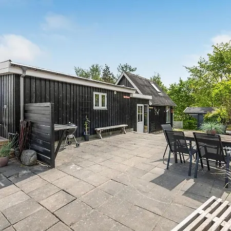 In With House Sea View * Allingåbro