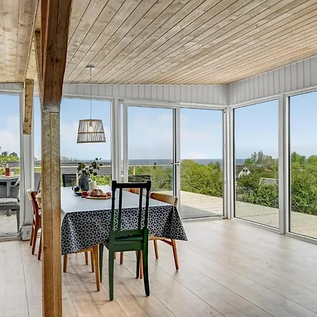 In With House Sea View *